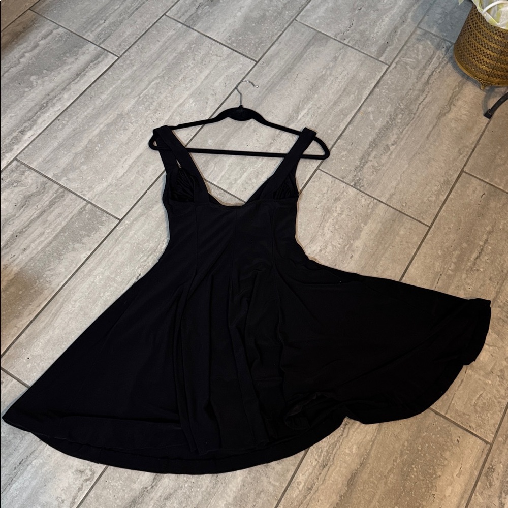 NWOT Norma Kamali Little Black Dress - Picture 6 of 9